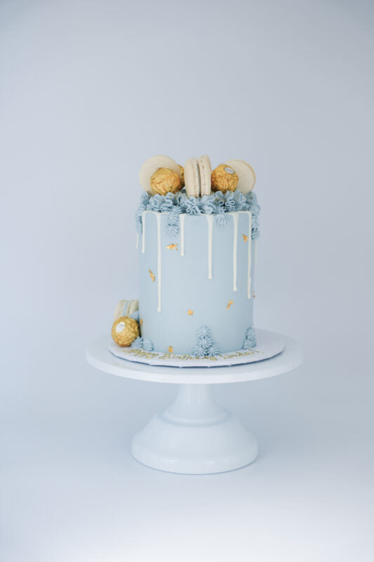 https://www.velvetlanecakes.com/wp-content/uploads/2022/08/D938AD07-9A87-46BA-8E65-F5B977524DF9-scaled.jpeg