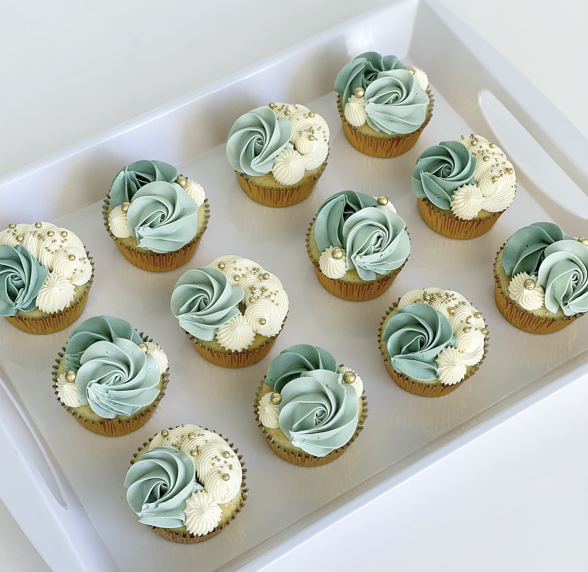 #307 Sage Cupcakes - Velvet Lane Cakes